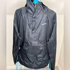 Brooks Men's Cascadia Shell black Half-zip Pullover Jacket